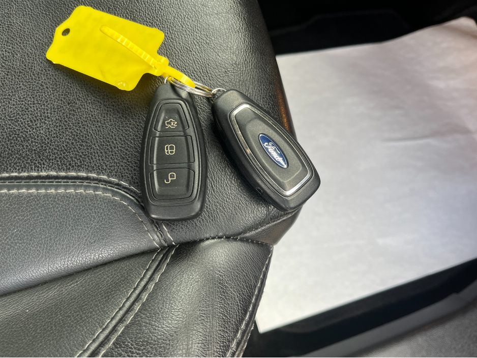 2015 Ford Fiesta - image 17