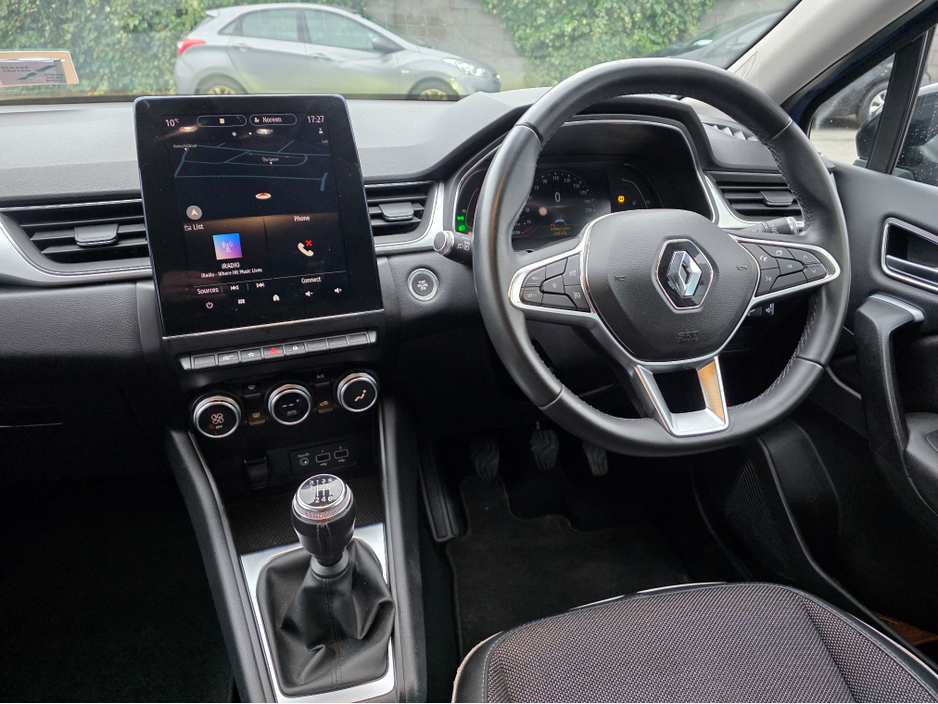 2020 Renault Captur - image 12