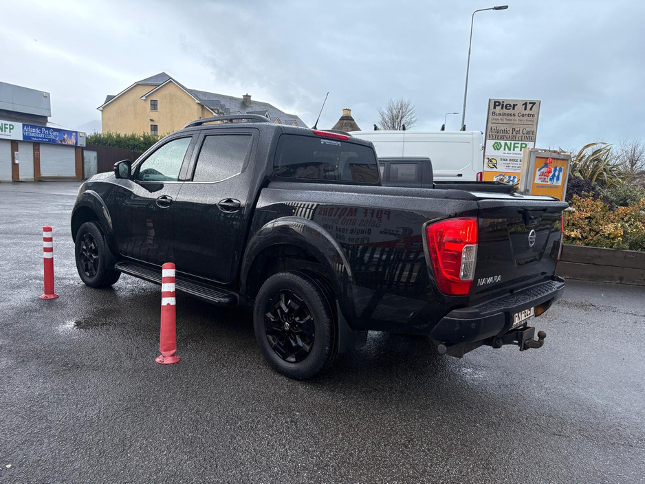 2021 Nissan Navara - image 6