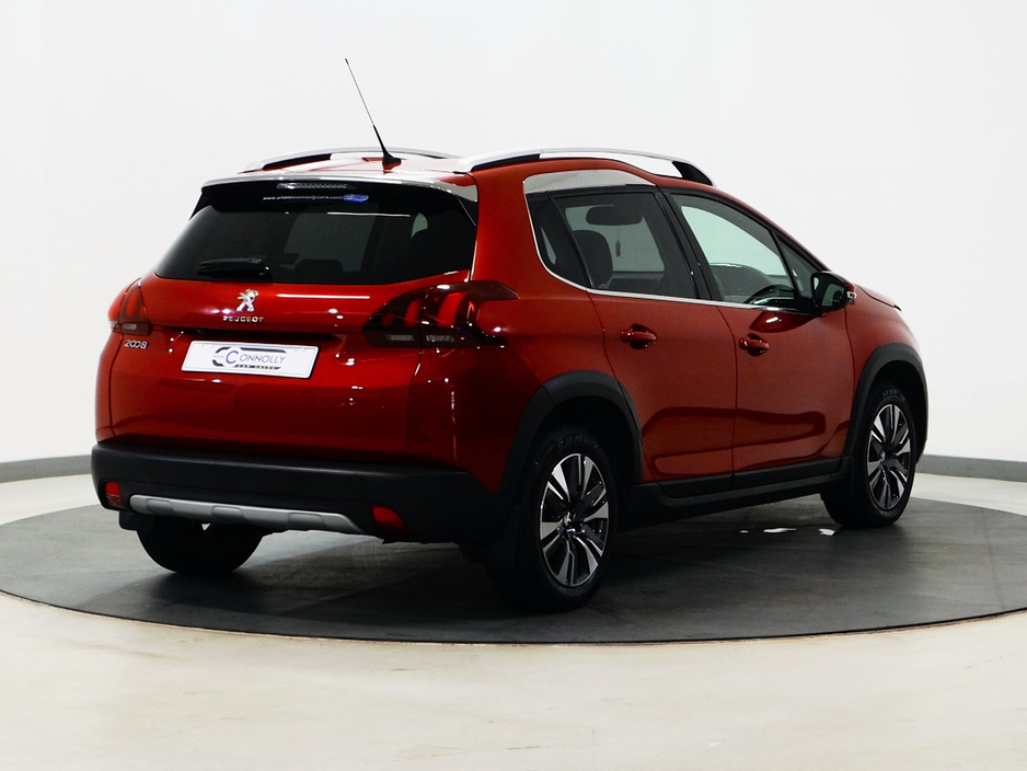 2018 Peugeot 2008 - image 3