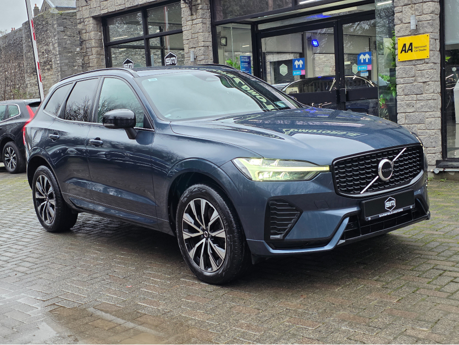 2023 Volvo XC60 2.0 B4 PLUS DARK AUTO. HUGE SPEC. FINANCE ARRANGED. SIMI. AA APPROVED. €42,950