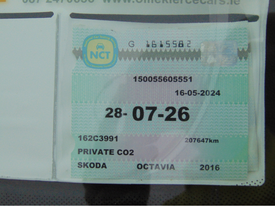 2016 Skoda Octavia - image 18