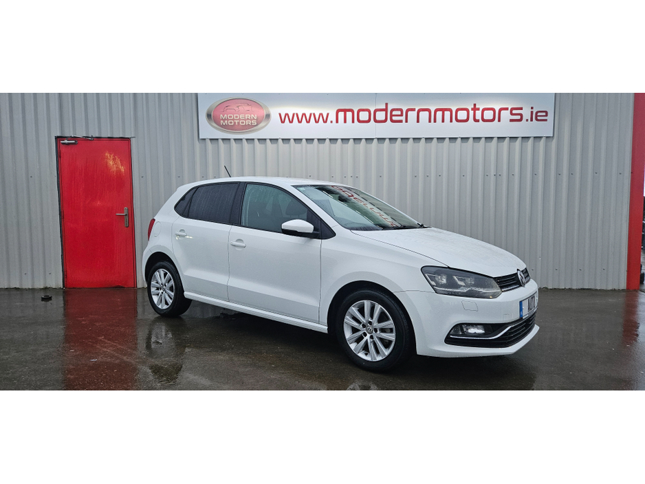 2015 Volkswagen Polo auto 1.2 comfortline plus low kms high spec €10,995