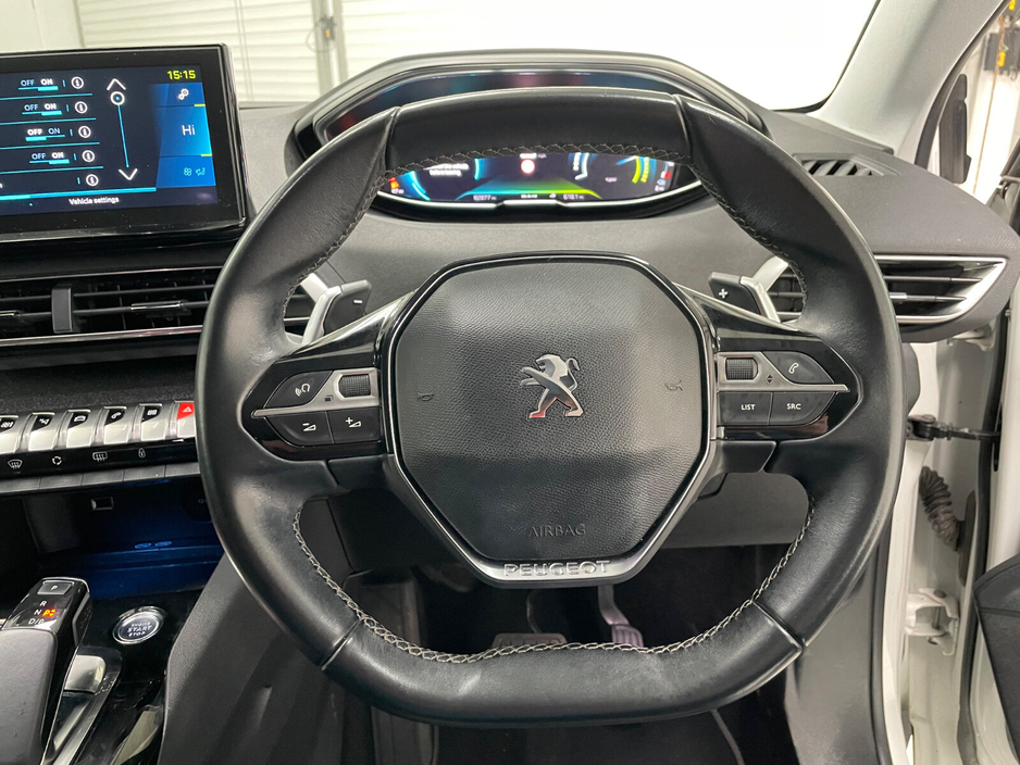 2021 Peugeot 3008 - image 22