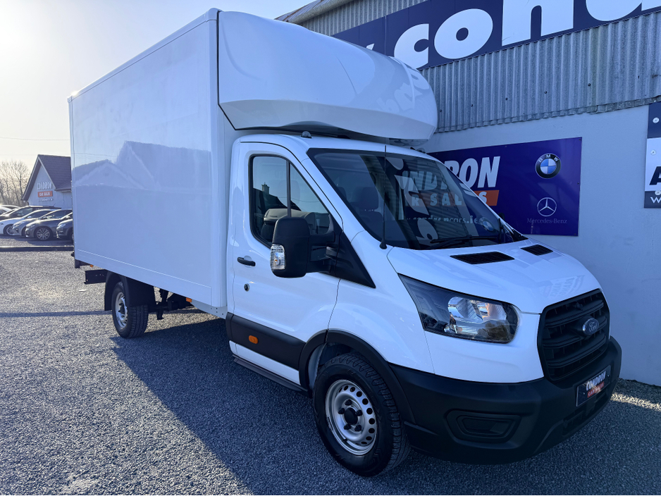 2023 Ford Transit - image 7