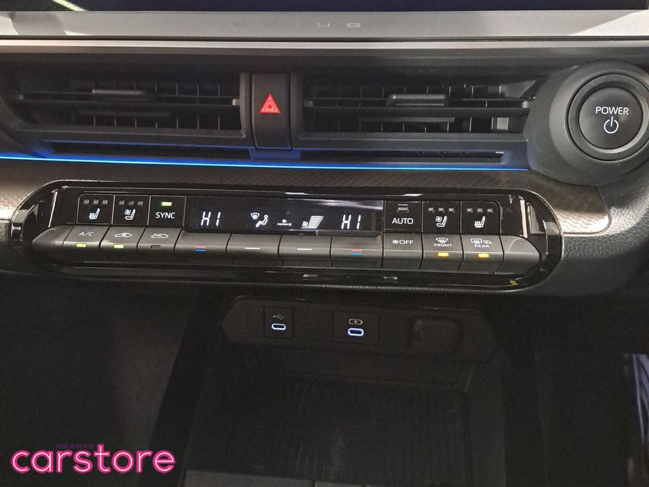 2024 Toyota Prius - image 17