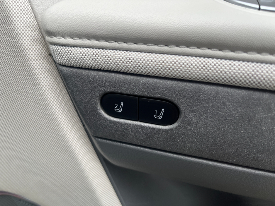 2022 Hyundai Ioniq 5 PREMIUM PLUS 73KWH EV //MASSIVE SPEC//BOSE SOUND SYSTEM//PANORAMIC GLASS ROOF//FULL LEATHER ELECTRIC HEATED/COOLED SEATS// €24,950