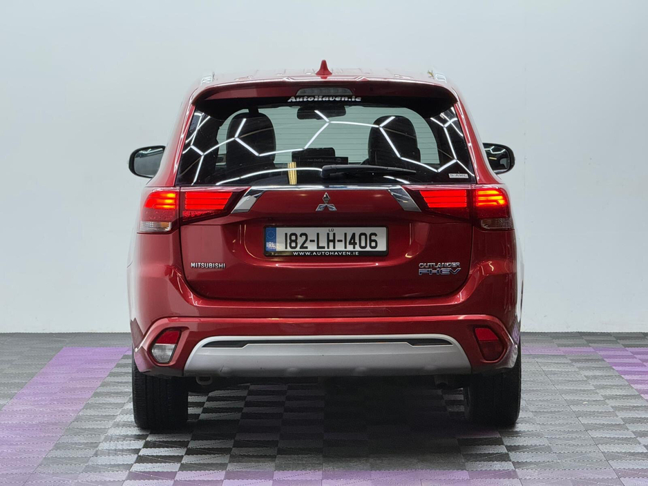 2018 Mitsubishi Outlander 2.4L Plug-in EV Intense 5 seat €16,950