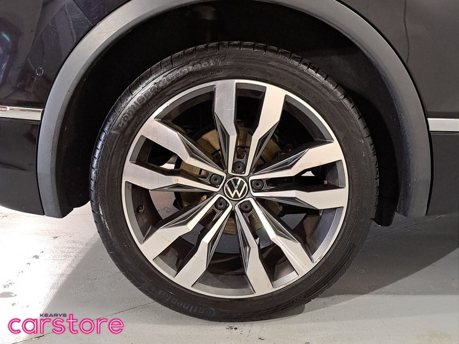 2023 Volkswagen Tiguan - image 14