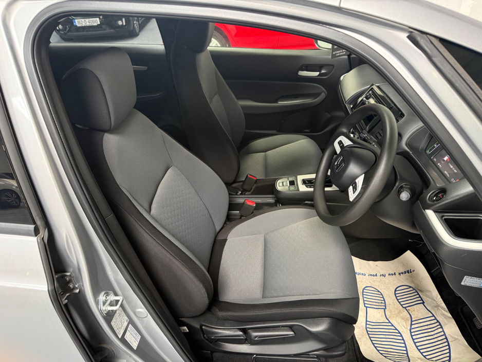 2020 Honda Jazz - image 20