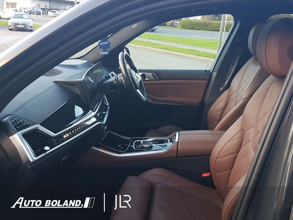 2023 BMW X5 50e PHEV 3.0 M Sport - Pan Roof, Heated Seats, Diamond Turned Alloy Wheels €72,995
