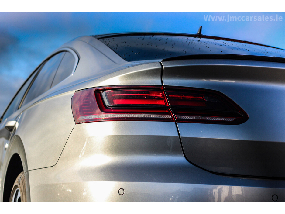 2018 Volkswagen Arteon R-Line 2.0TDI 150HP DSG €26,995