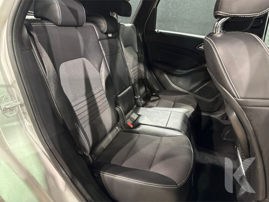 2017 Mercedes-Benz B Class - image 12