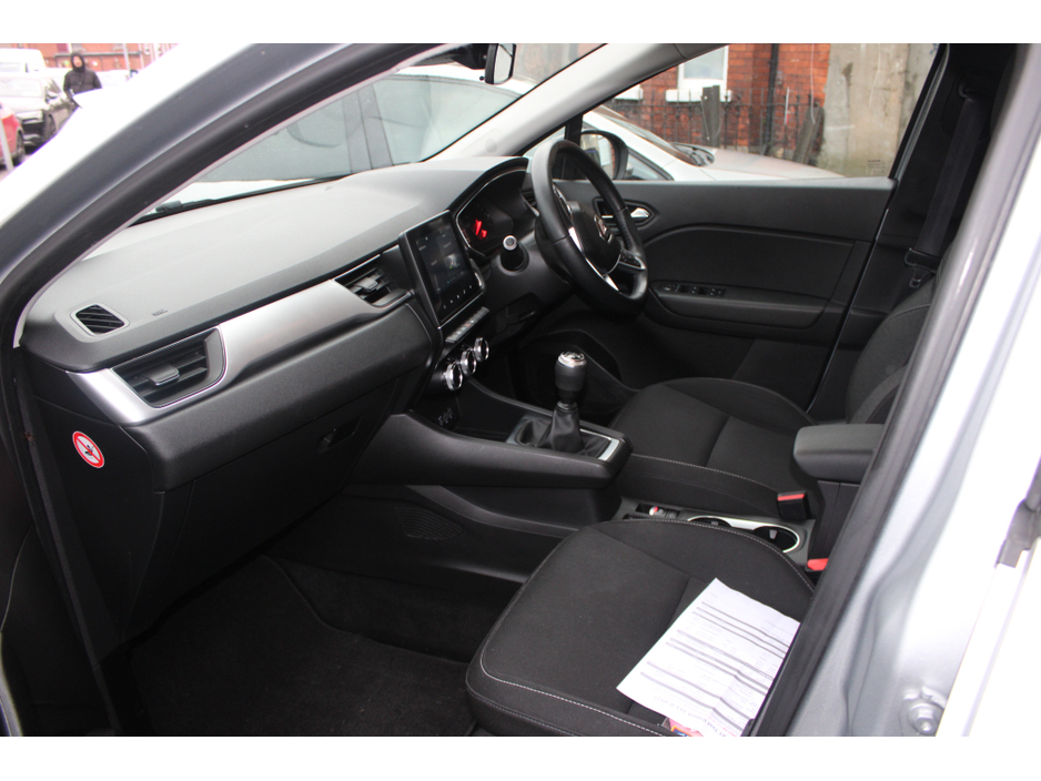 2021 Renault Captur 1.5 DCI PLAY COMMERCIAL 95 €8,902