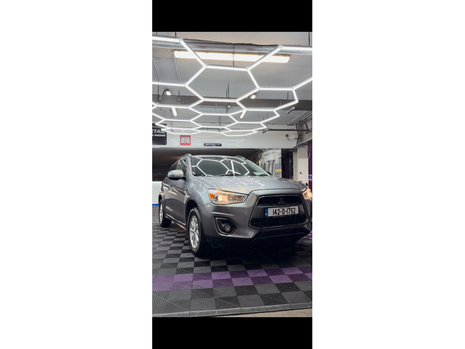 2014 Mitsubishi ASX - image 2