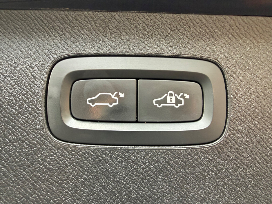 2017 Volvo XC90 T8 (407hp) PHEV Inscription Geartronic