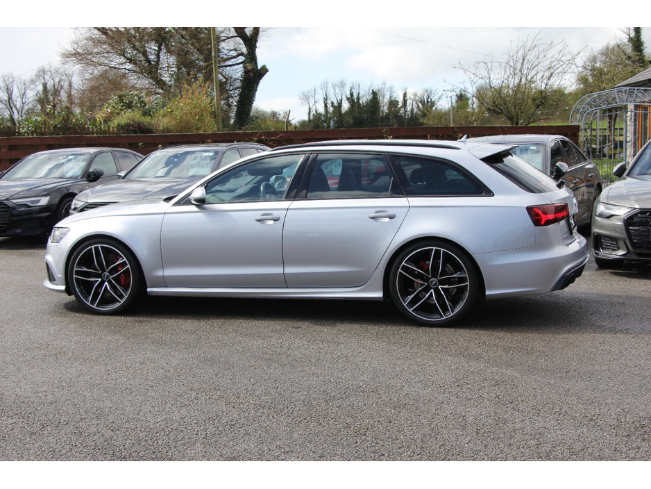 2016 Audi RS6 - image 8