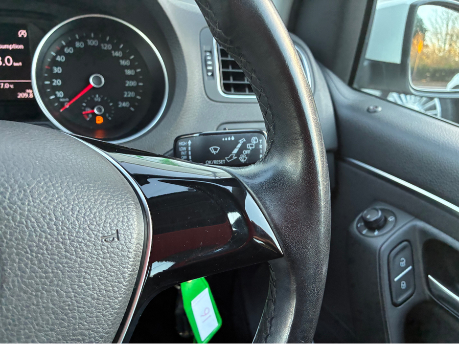 2014 Volkswagen Polo 1.2i TSI Petrol Automatic Comfortline €11,500