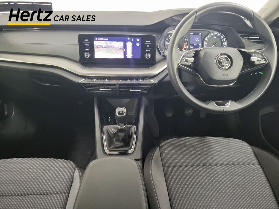 2024 Skoda Octavia - image 13