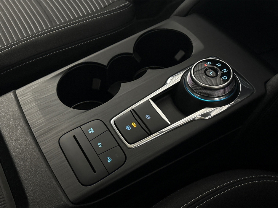 2023 Ford Kuga TITANIUM 2.5 PHEV**DIGITAL DASH**MULTIFUNCTIONAL STEERING WHEEL**DUAL CLIMATE CONTROL**BLUETOOTH**TOUCH SCREEN MEDIA DISPLAY**NAVIGATION**BLACK CLOTH INTERIOR**FINANCE AVAILABLE** €24,995