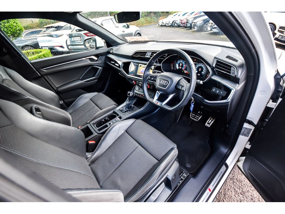 2023 Audi Q3 35 TDI 150HP S Tronic S line €43,850