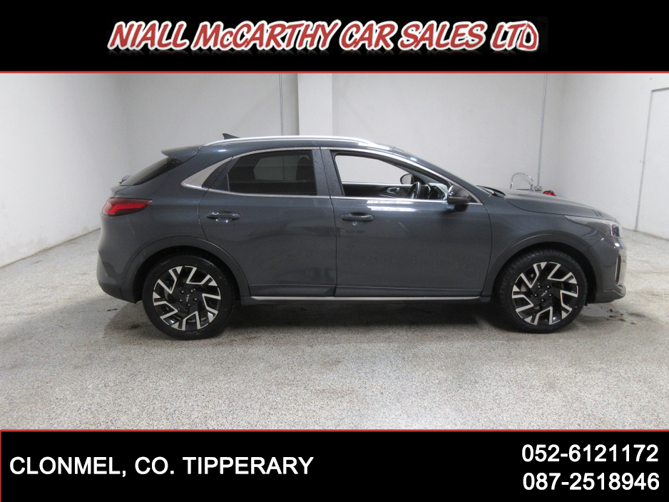 2023 Kia XCeed - image 5