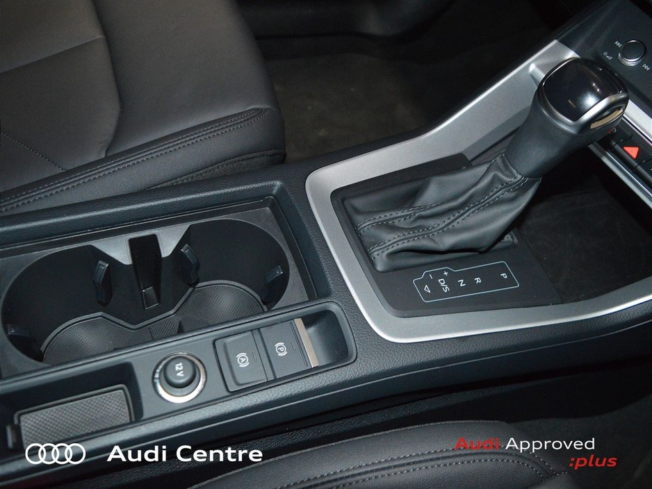 2025 Audi Q3 35 TDI 150 S-T SE €52,499