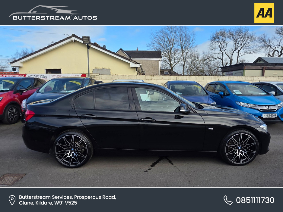 2017 BMW 3 Series - image 2