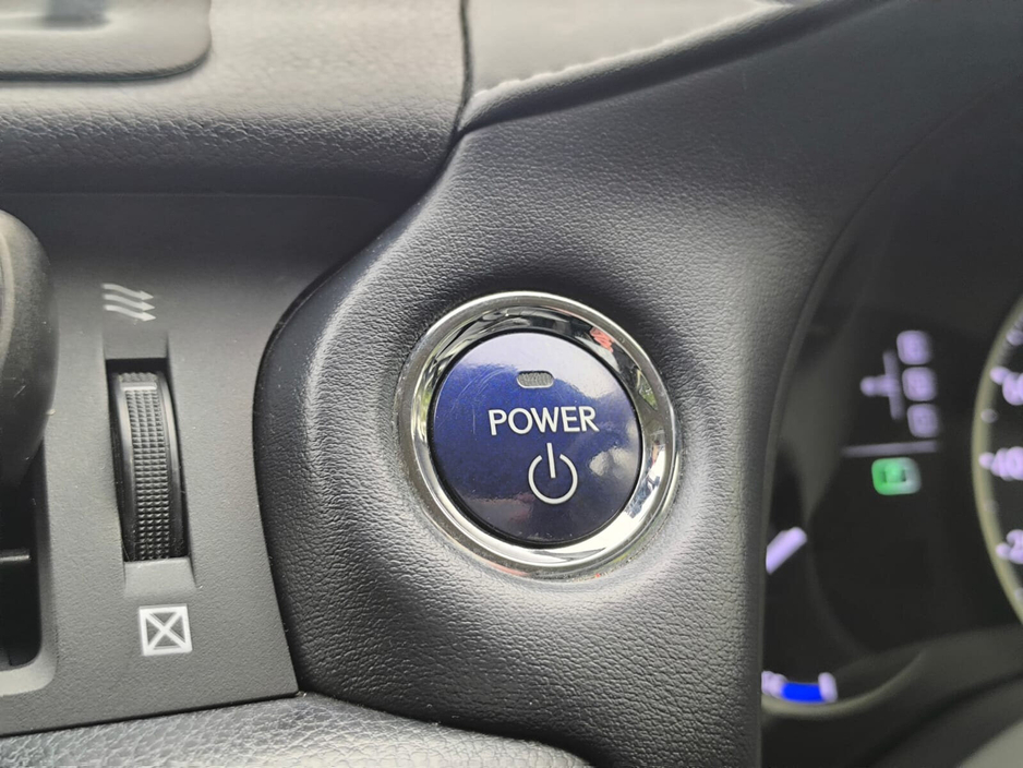 2017 Lexus CT 200 h - image 14