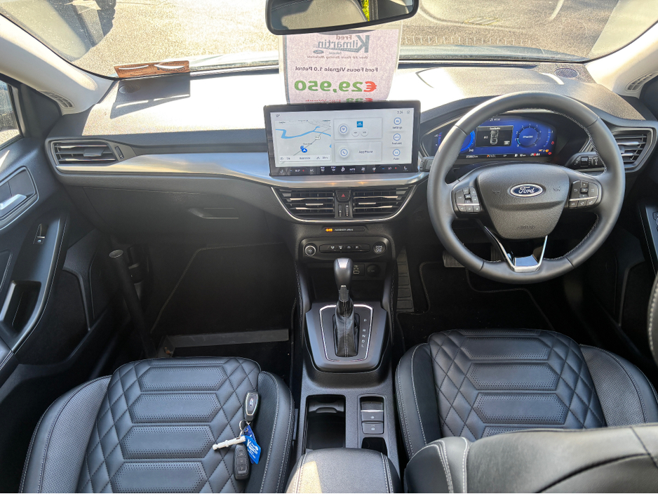 2022 Ford Focus - image 12