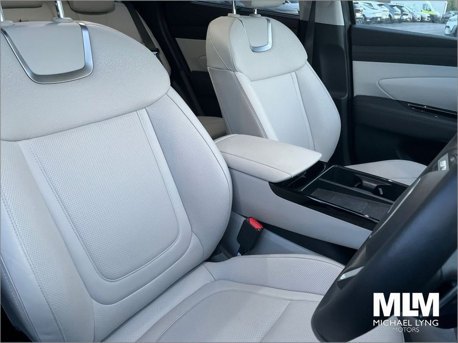 2025 Hyundai Tucson Tucson FL 4WD Executive PLUS PHEV Auto €50,495