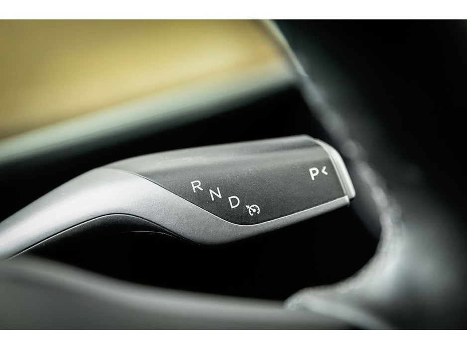 2022 Tesla Model Y - image 25