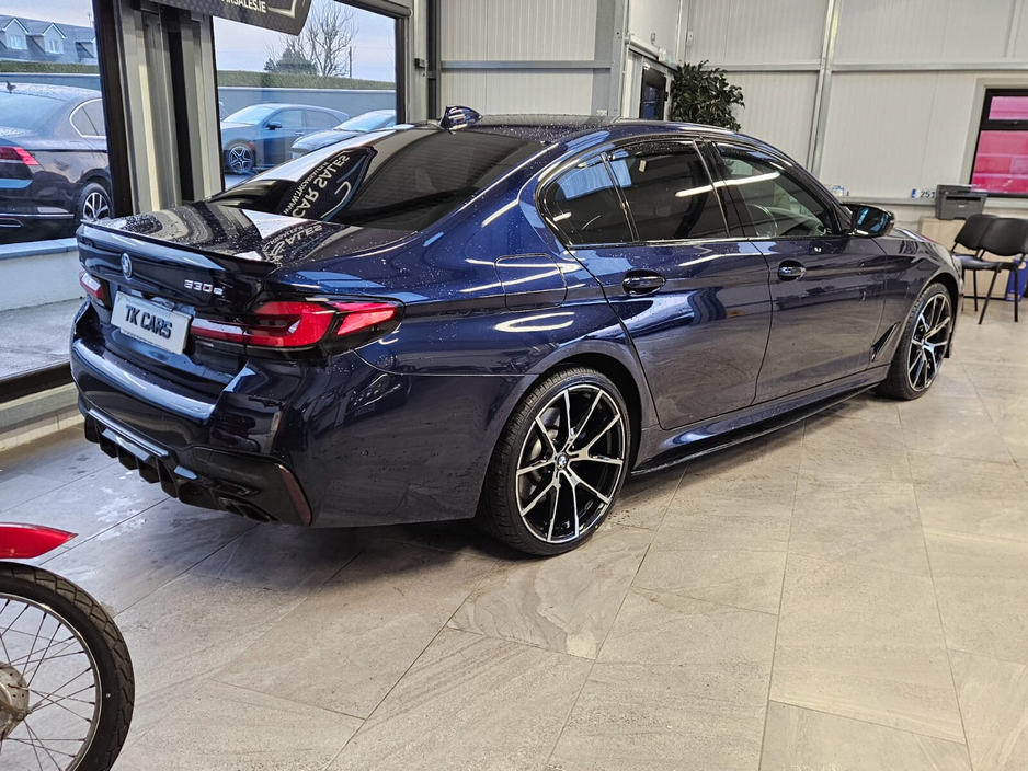 2022 BMW 5 Series 530e M Sport €37,950