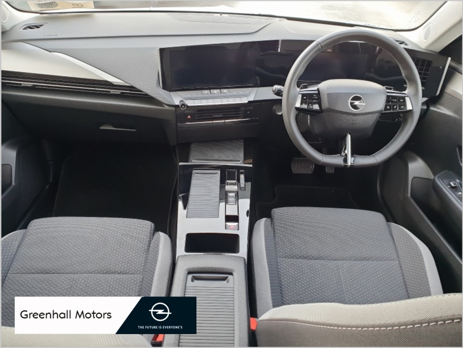 2025 Opel Astra - image 2