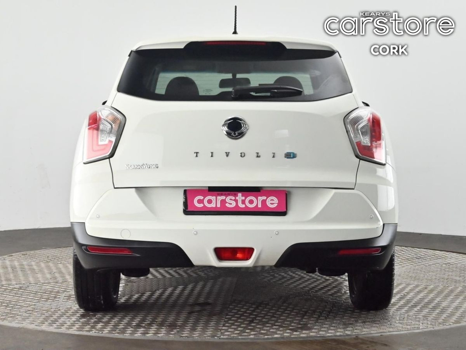 2016 Ssangyong Tivoli 1.6 D Manual ES €9,880