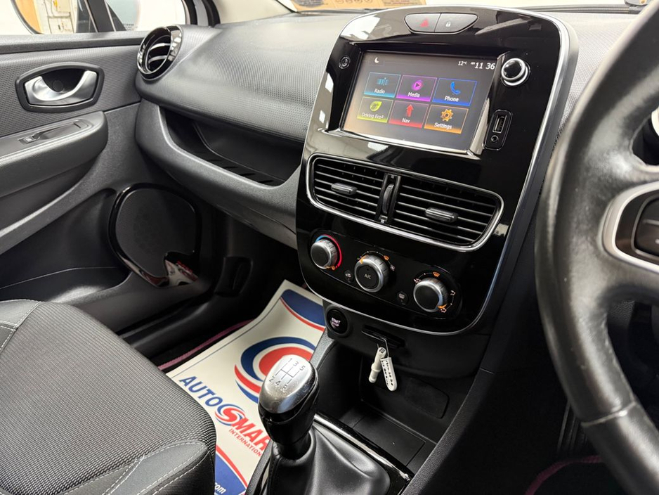 2017 Renault Clio IV 1.2 Dynamique €10,495