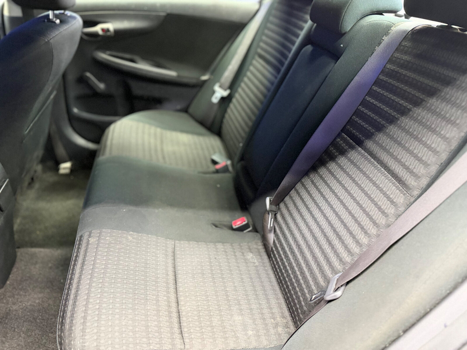 2007 Toyota Corolla - image 14