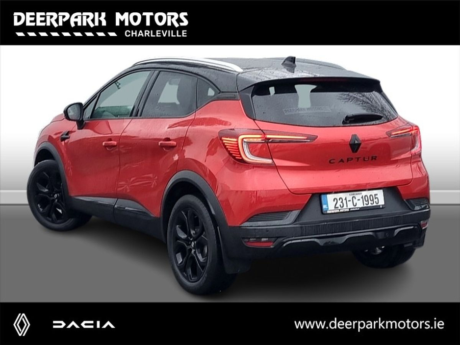 2023 Renault Captur TCe 90 Rive Gauche €24,950