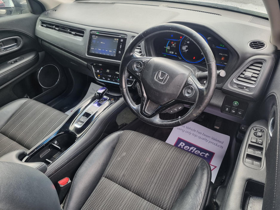 2015 Honda Vezel - image 7