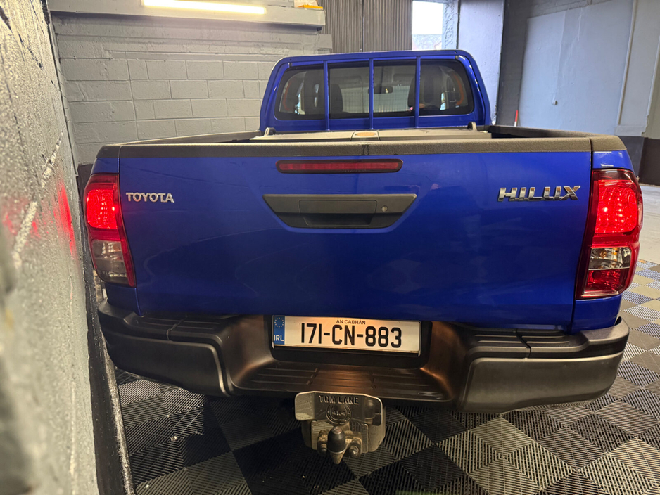 2017 Toyota Hilux  €22,900