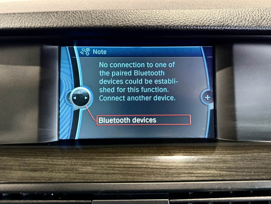 2012 BMW 5 Series - image 13