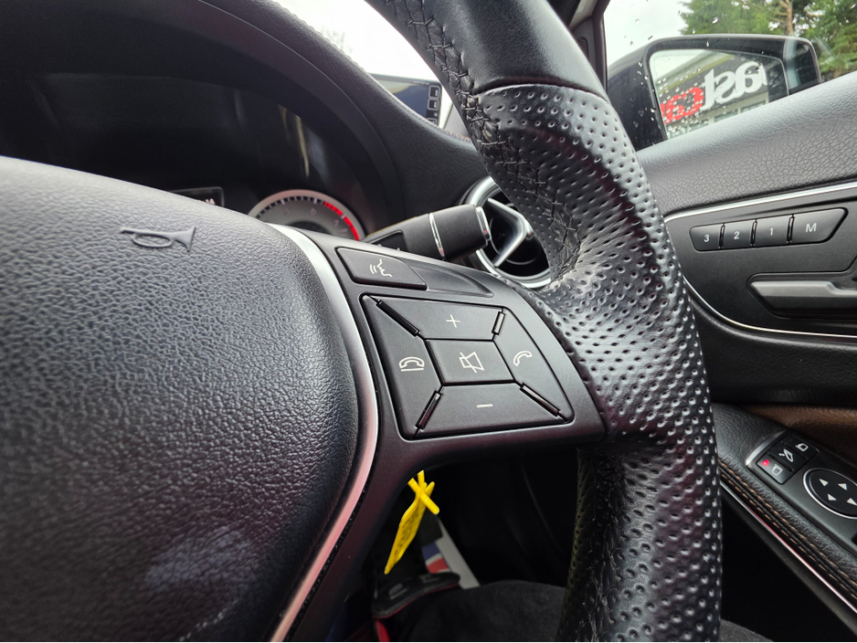 2013 Mercedes-Benz A Class - image 20