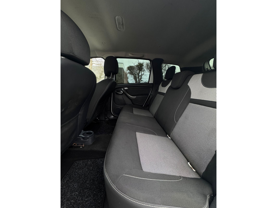 2018 Dacia Duster SIGNATURE 1.5 DCI 110 4 4DR €11,800