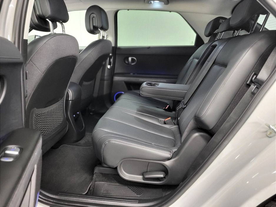 2023 Hyundai Ioniq 5 - image 9