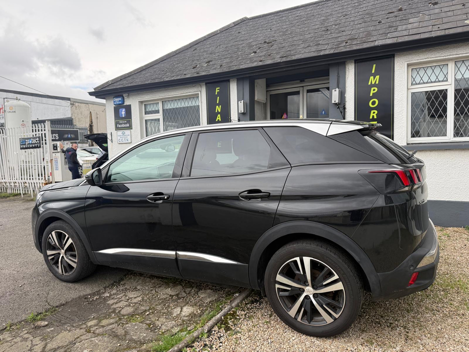 2017 Peugeot 3008 - image 11