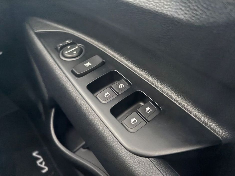 2026 Kia Stonic *1.0L PETROL Turbo* Finance From 3.9%* 7 Year Warranty, High Spec, Sat Nav, Bluetooth, 3 years AA, Lane Departure Warning, Touch Screen Infotainment €29,490