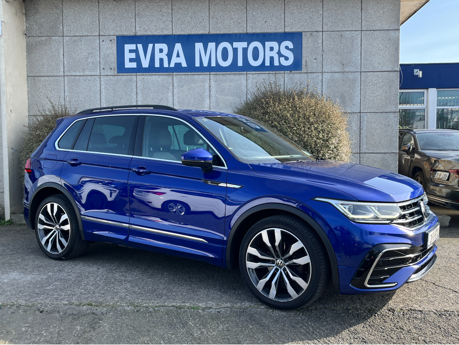2021 Volkswagen Tiguan - image 3