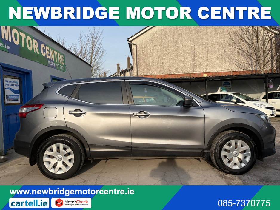 2014 Nissan Qashqai - image 8