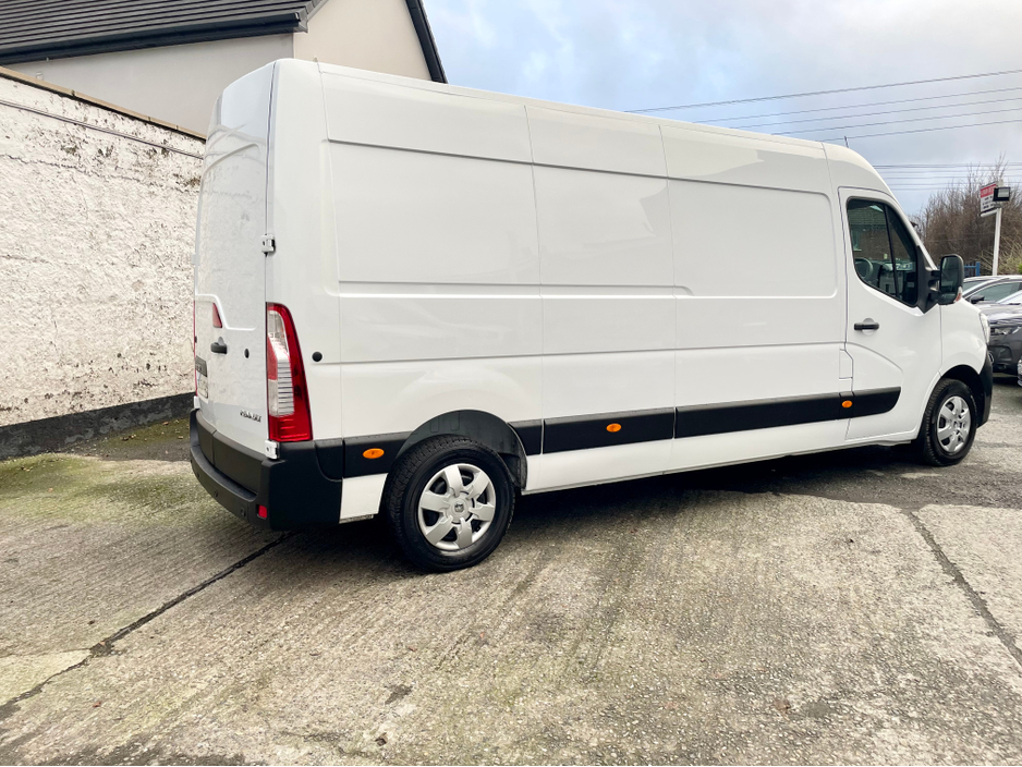 2023 Renault Master LM35 BUSINESS+ 2.3 BLUE DCI 135PS LWB €20,000