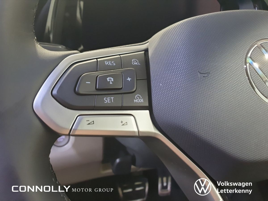 2026 Volkswagen Multivan Multivan Style LOH Long Overhang 245 HP eHybrid 6-Speed DSG 4MOTION €73,950